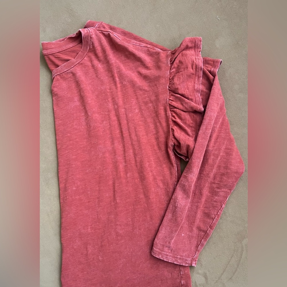 Universal Thread Long sleeve T-shirt with ruffle on sleeves